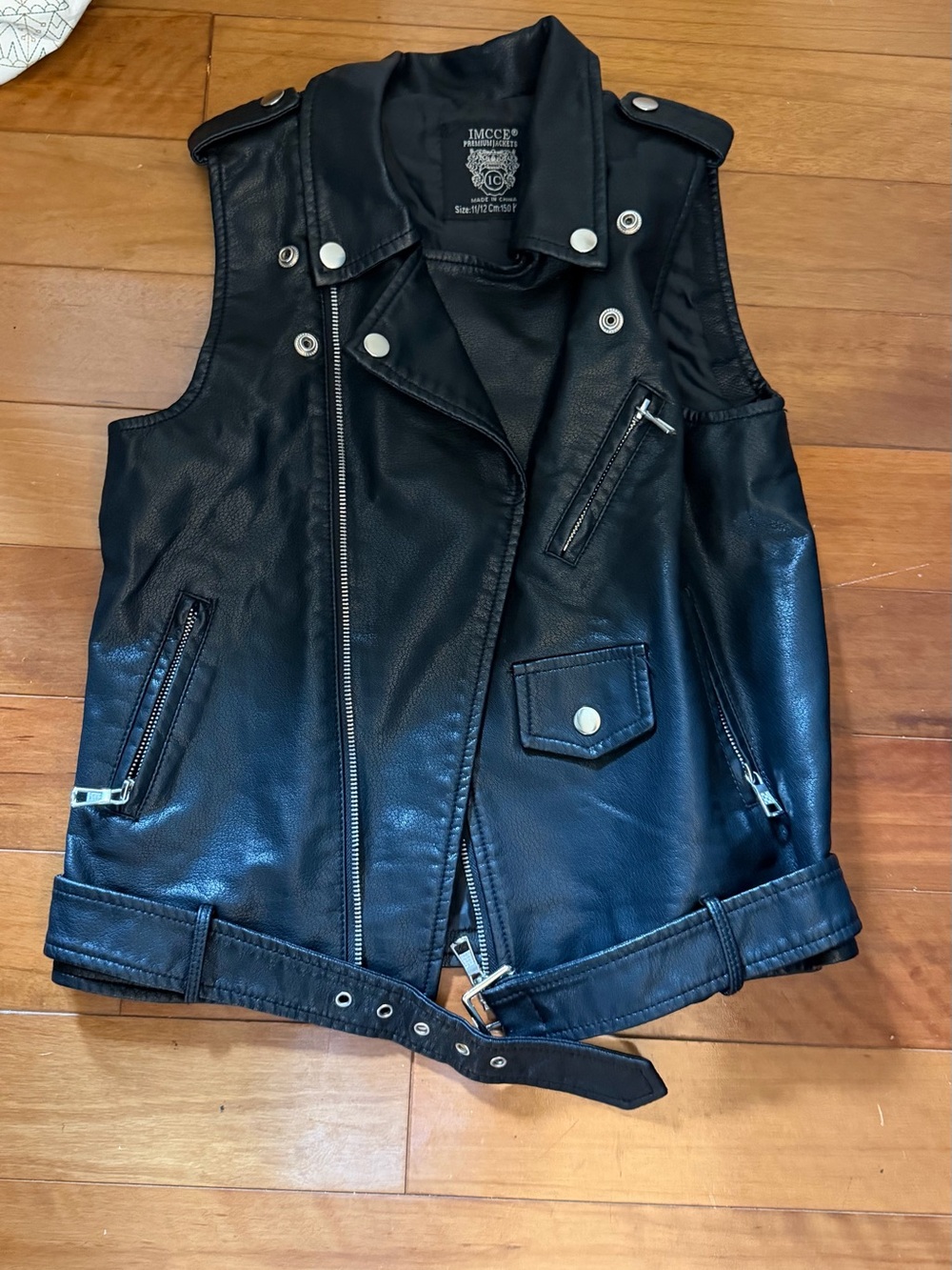 IMCCE Black faux leather kids’ motorcycle jacket vest, size 11 kids